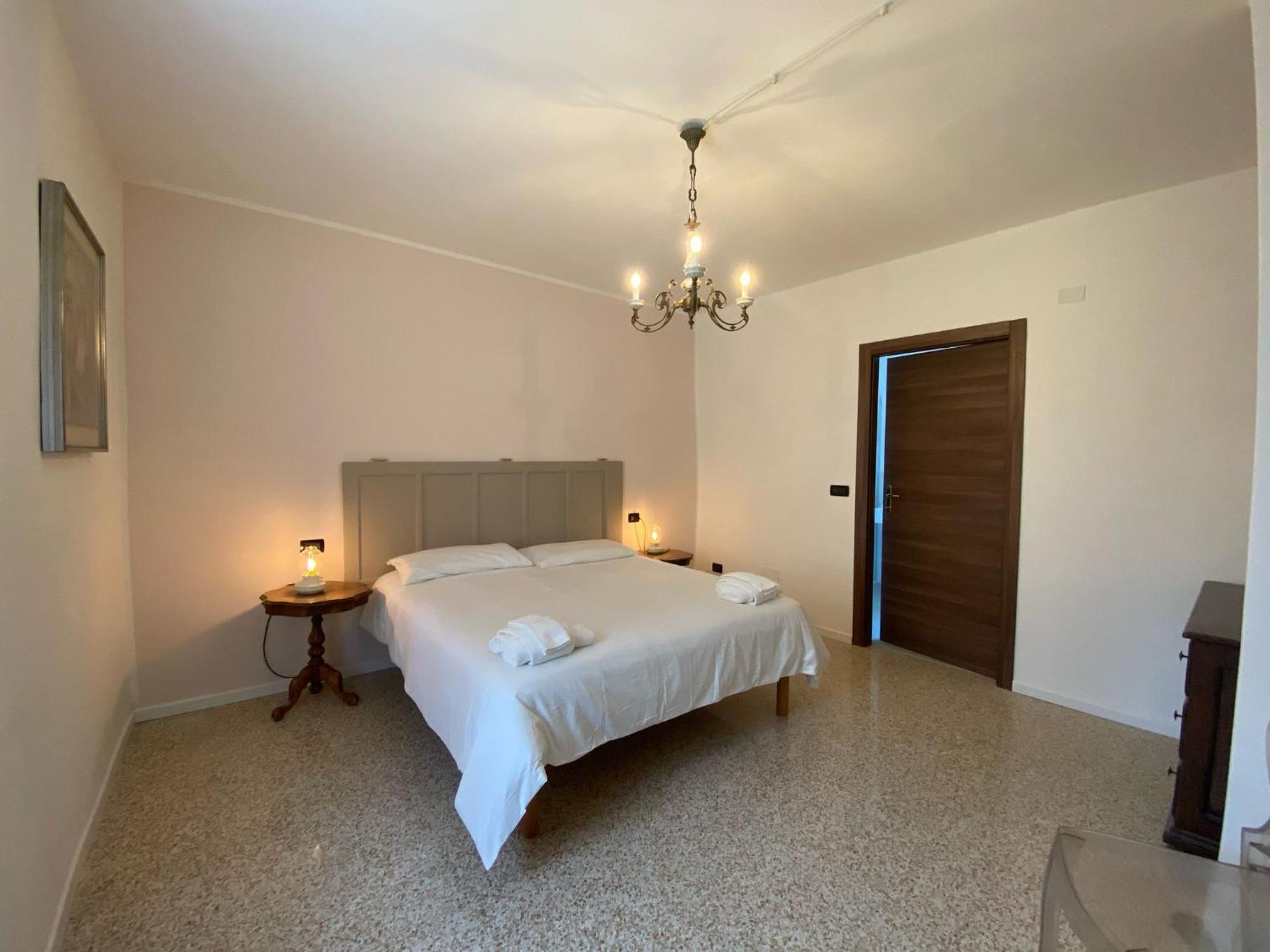 Bed and Breakfast La Lupa E L'Orso Берчето Экстерьер фото