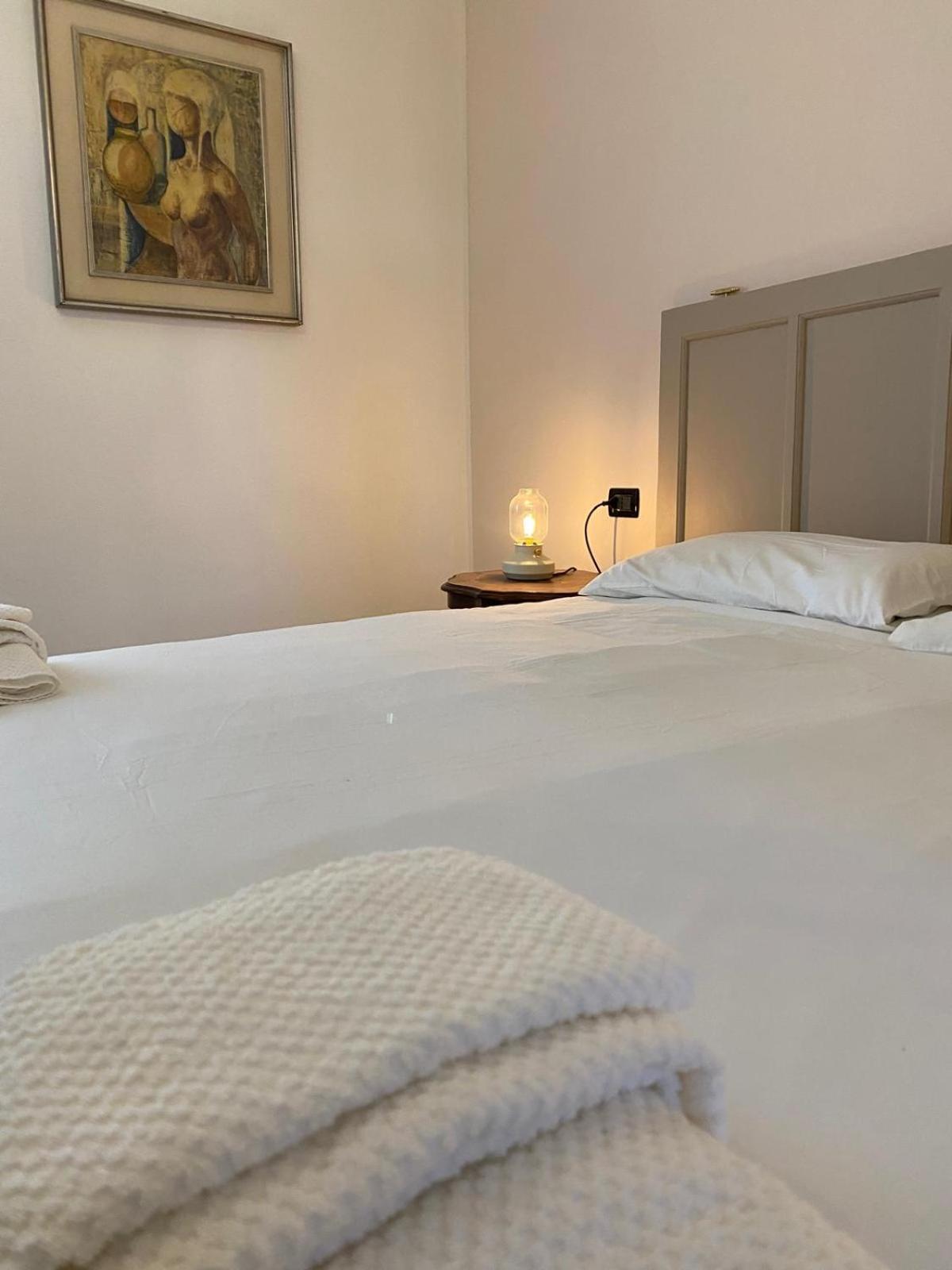 Bed and Breakfast La Lupa E L'Orso Берчето Экстерьер фото